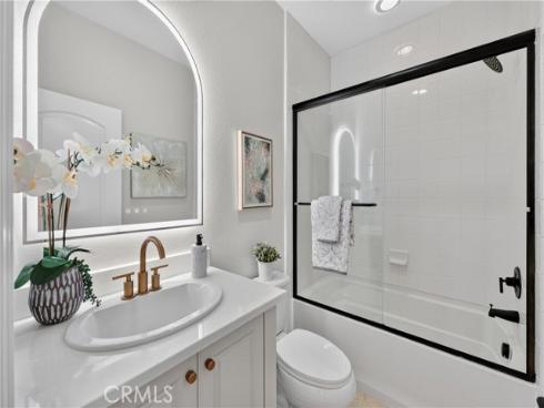 163  Fieldwood  , Irvine, CA