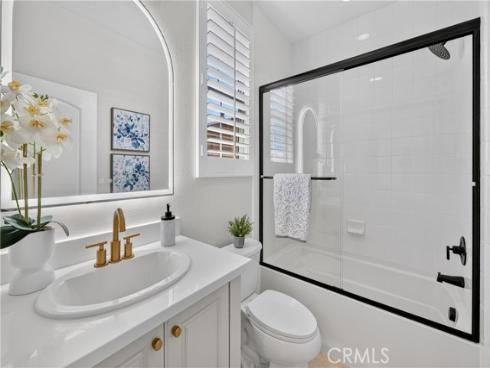 163  Fieldwood  , Irvine, CA