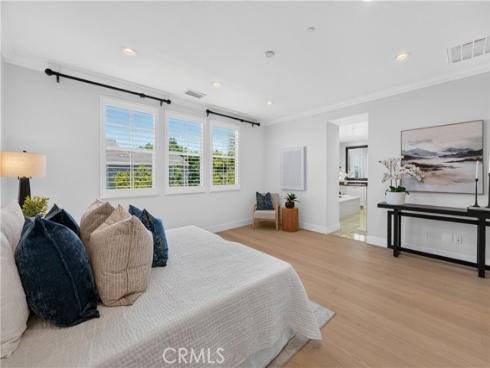 163  Fieldwood  , Irvine, CA