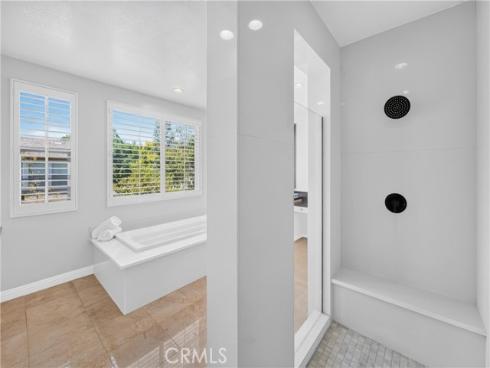 163  Fieldwood  , Irvine, CA