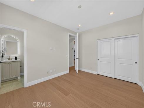 163  Fieldwood  , Irvine, CA