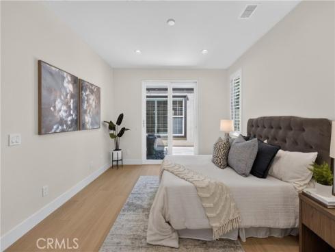 163  Fieldwood  , Irvine, CA
