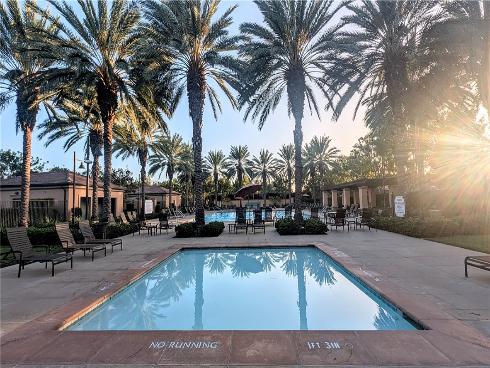 85  Thornhurst  , Irvine, CA