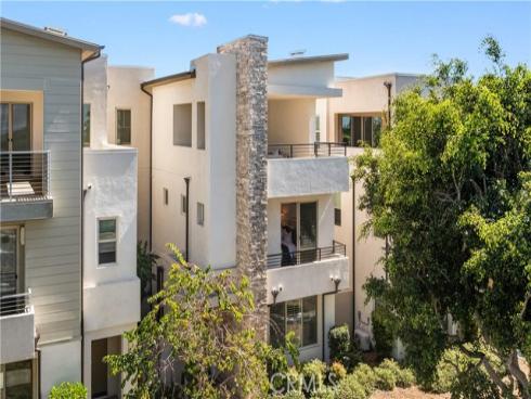 130 Modjeska , Irvine, CA