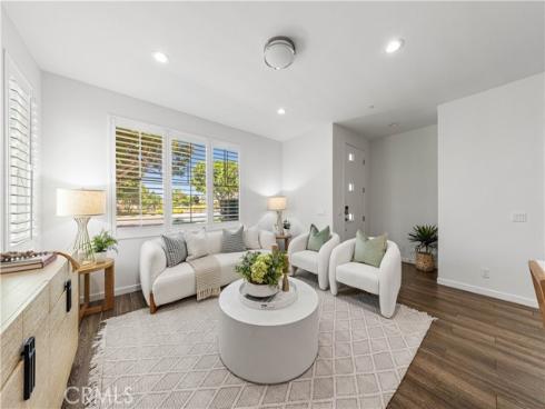 130 Modjeska , Irvine, CA
