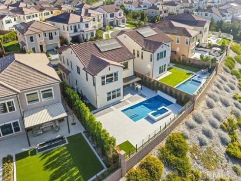 133 Drumbeat , Irvine, CA