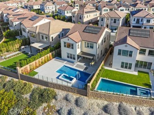 133 Drumbeat , Irvine, CA