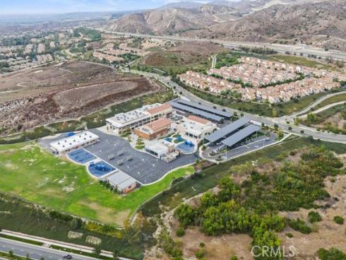 133  Drumbeat  , Irvine, CA