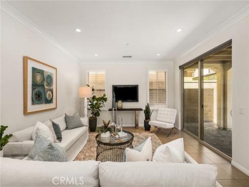61 Cactus Flower , Irvine, CA