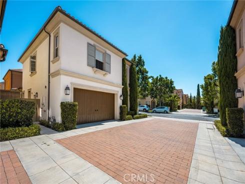 61 Cactus Flower , Irvine, CA
