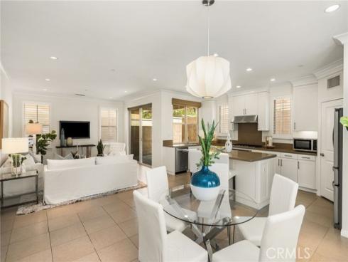 61 Cactus Flower , Irvine, CA