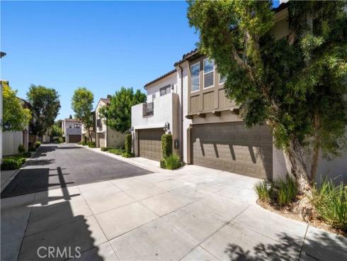 102 Mission , Irvine, CA
