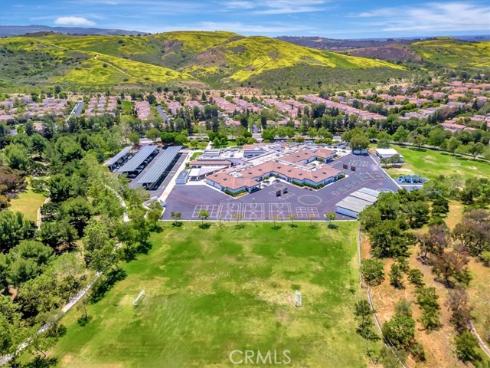 152 Treehouse , Irvine, CA