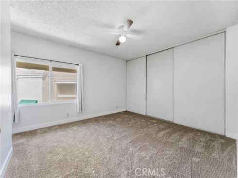 15 Brookfield , Irvine, CA
