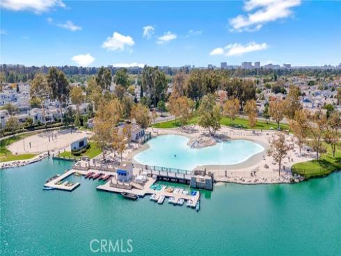 15 Brookfield , Irvine, CA