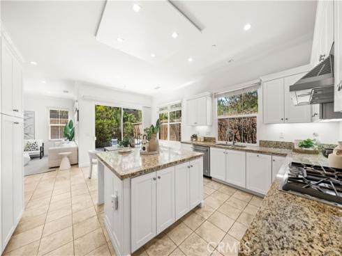 68 tollson , Irvine, CA