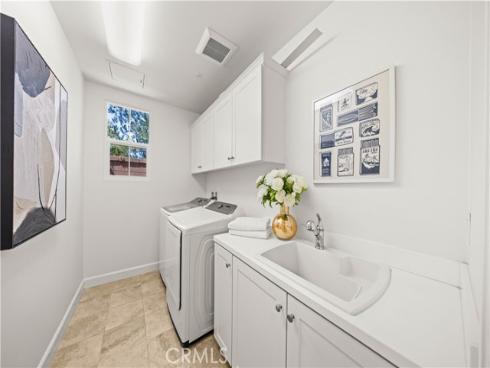 68 tollson , Irvine, CA