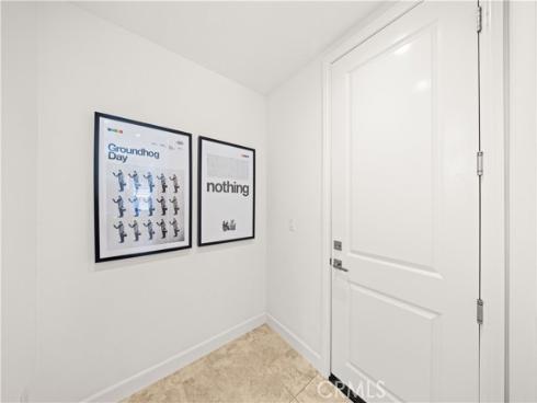 68 tollson , Irvine, CA