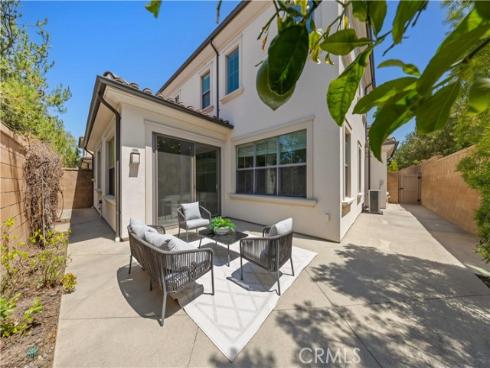 68 tollson , Irvine, CA
