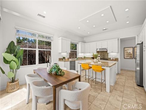 68 tollson , Irvine, CA