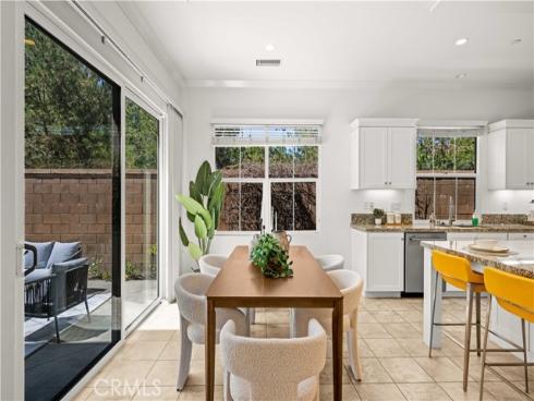 68 tollson , Irvine, CA