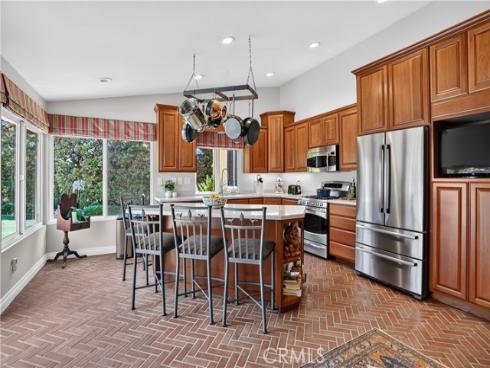 13 Calhoun , Irvine, CA