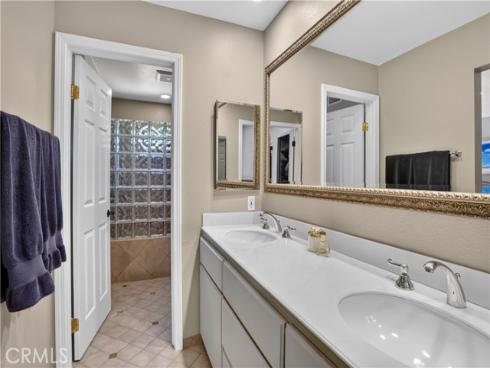 13 Calhoun , Irvine, CA