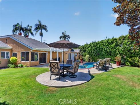 13 Calhoun , Irvine, CA