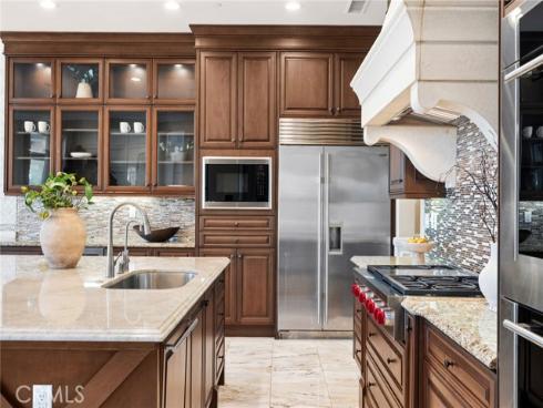 111  Shady Arbor  , Irvine, CA