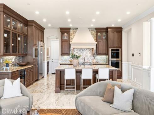 111  Shady Arbor  , Irvine, CA