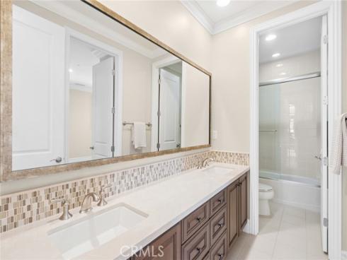111  Shady Arbor  , Irvine, CA