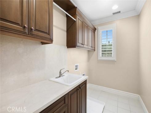 111  Shady Arbor  , Irvine, CA