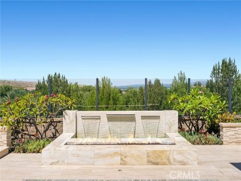 111  Shady Arbor  , Irvine, CA