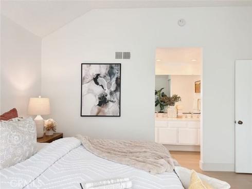 32  Spinnaker  , Irvine, CA