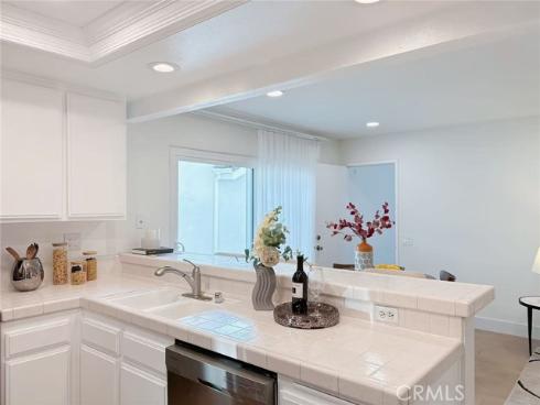 32  Spinnaker  , Irvine, CA