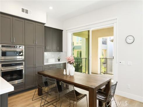 109 Glance , Irvine, CA
