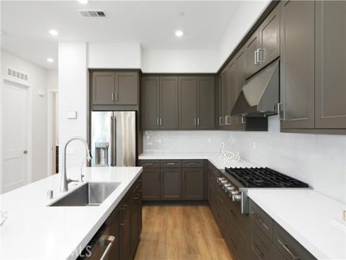109 Glance , Irvine, CA