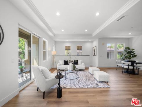 270  Lockford  , Irvine, CA