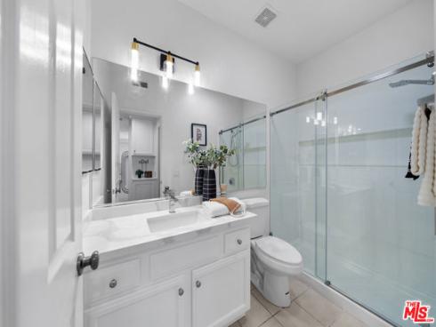 270  Lockford  , Irvine, CA