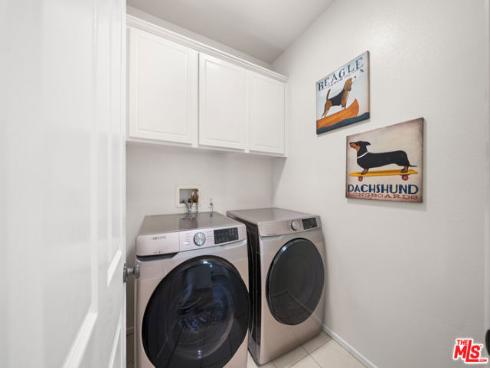 270  Lockford  , Irvine, CA