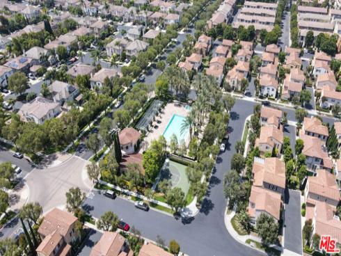 270  Lockford  , Irvine, CA
