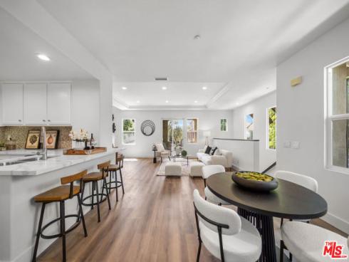 270  Lockford  , Irvine, CA