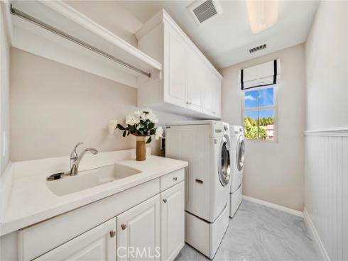 70  Kimbal  , Irvine, CA