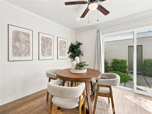 10  Goldenbush  , Irvine, CA