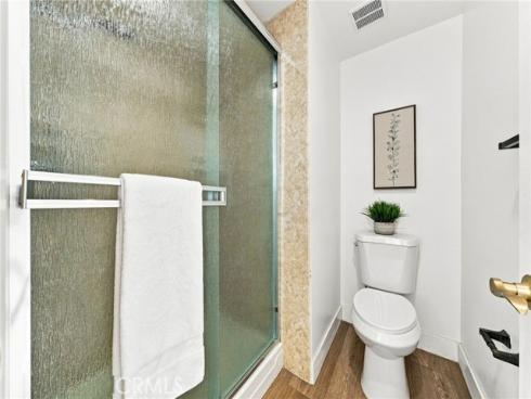 10  Goldenbush  , Irvine, CA