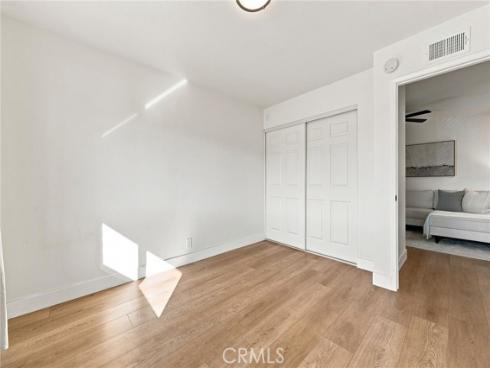 10  Goldenbush  , Irvine, CA