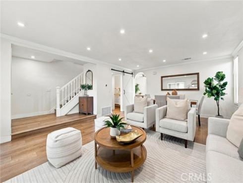 10  Goldenbush  , Irvine, CA