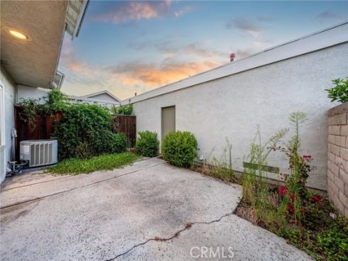 10  Goldenbush  , Irvine, CA