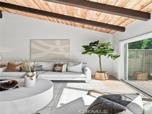 52 Acacia Tree Lane, Irvine, CA