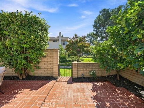 52 Acacia Tree Lane, Irvine, CA